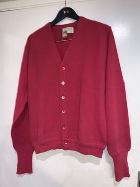 Men's Classic Raspberry V-Neck Button Cardigan